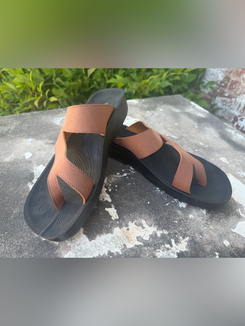 Aerothotic Odal Split Toe Womens Arch Support Sandal Brown Sz 40 US 9.5